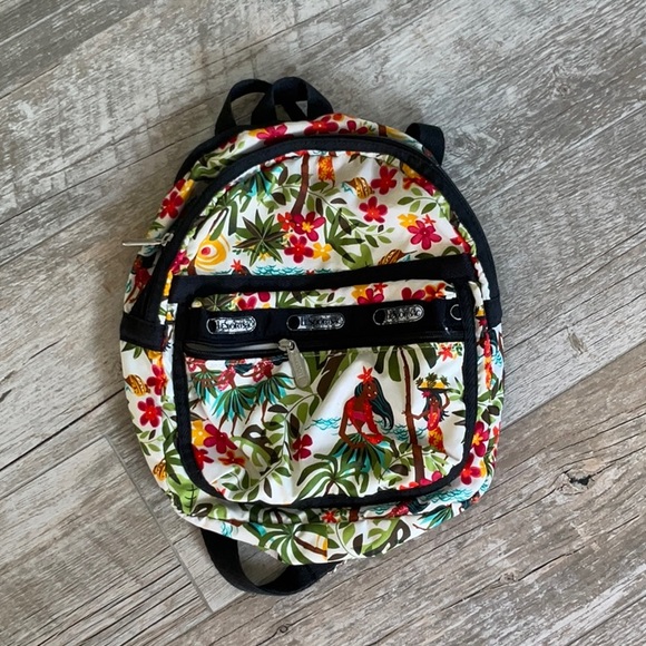 LESPORTSAC RARE MINI BACKPACK in LIMITED EDITION HULA PRINT - Picture 2 of 5